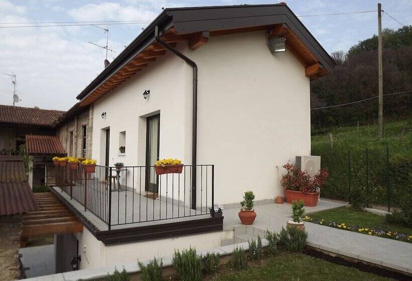 Отель Agriturismo Cascina Rossano