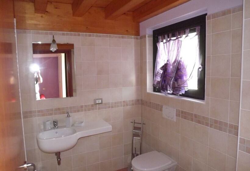 Отель Agriturismo Cascina Rossano