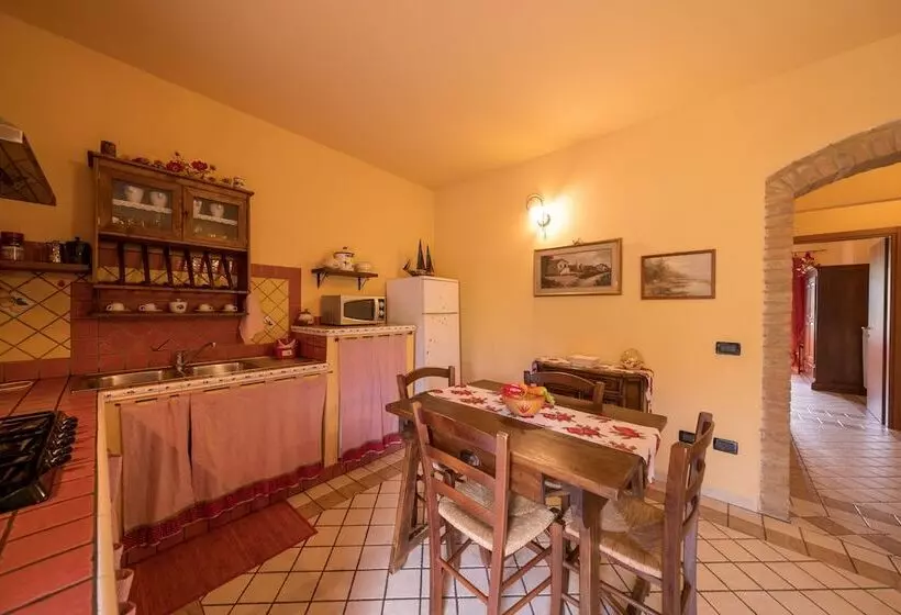 Hotelli Agriturismo Due Ponti