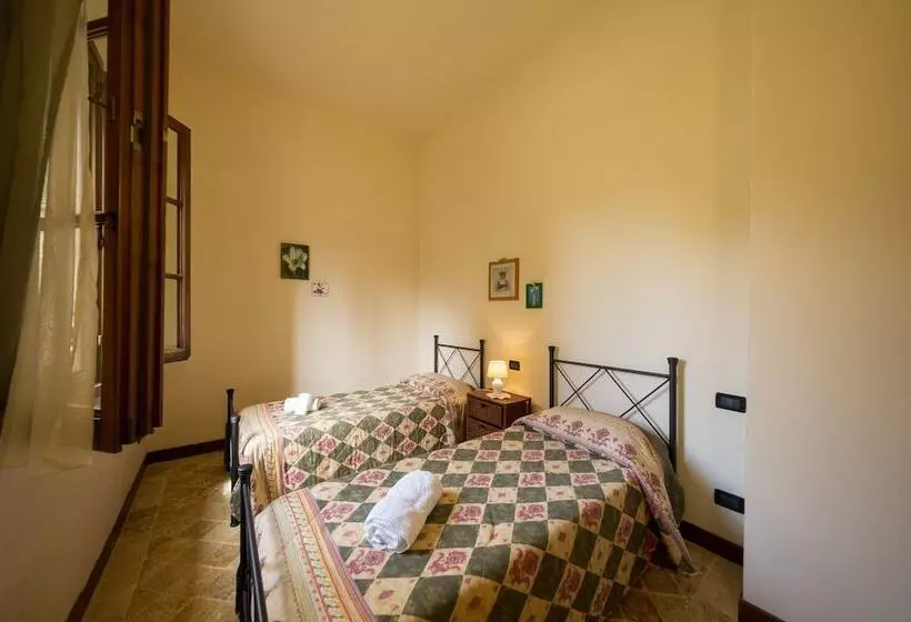 Hotelli Agriturismo Due Ponti