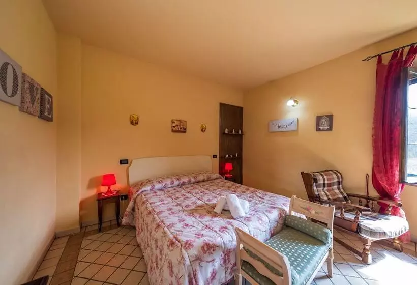 Hotelli Agriturismo Due Ponti