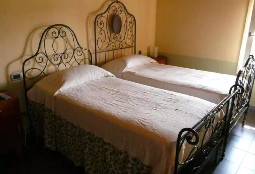 ホテル Agriturismo La Riccardina