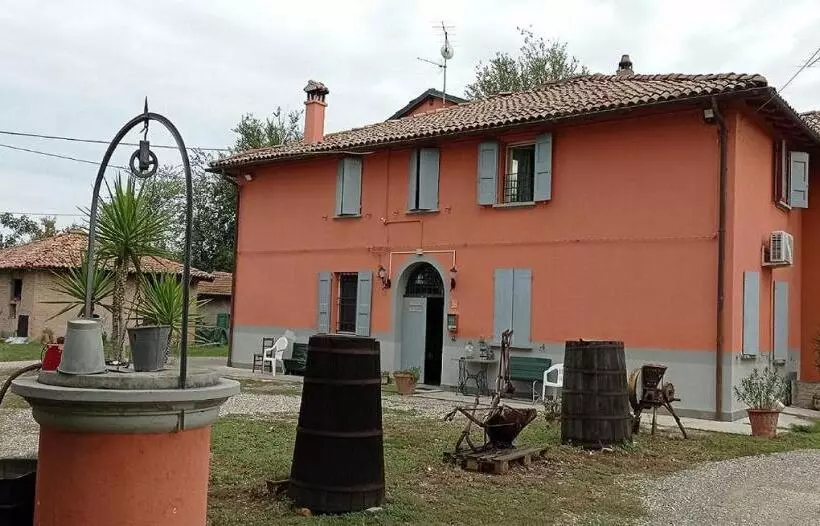 ホテル Agriturismo La Riccardina