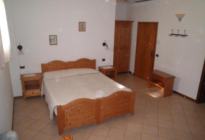 בית מלון כפרי Agriturismo Mongiorgi I Salici