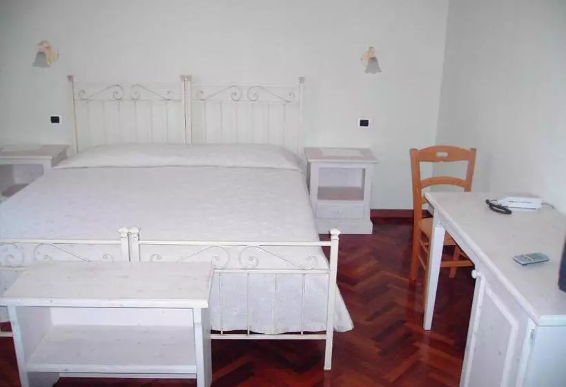 ホテル Agriturismo Mongiorgi I Salici