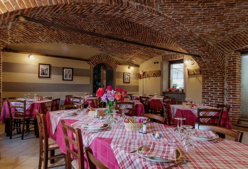 فندق Cascina Veja