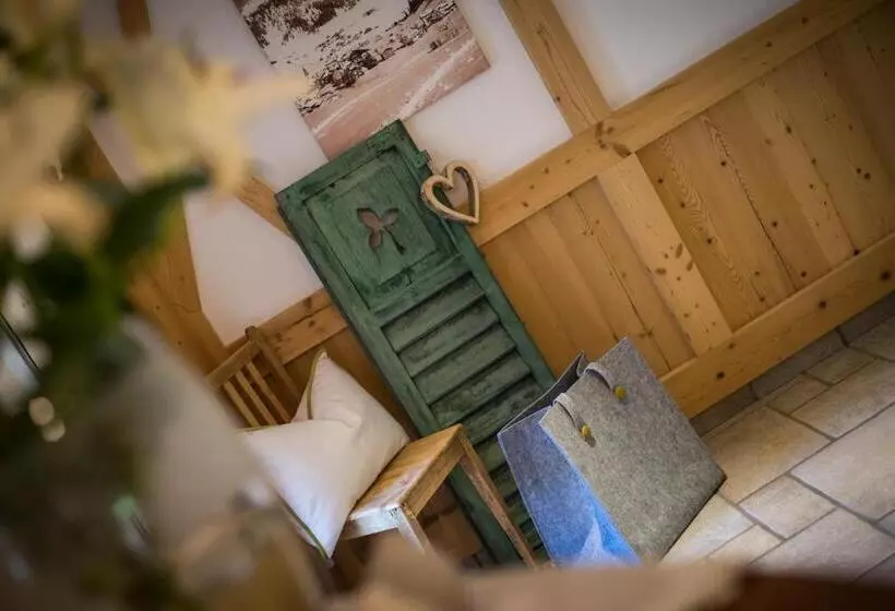 Majatalo Monti Pallidi B&b Apartments