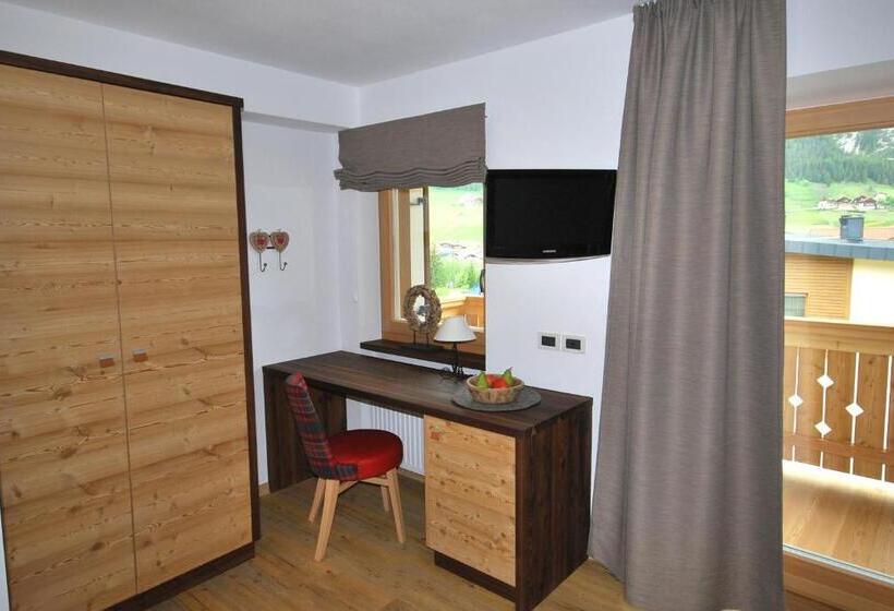 פנסיון Monti Pallidi B&b Apartments