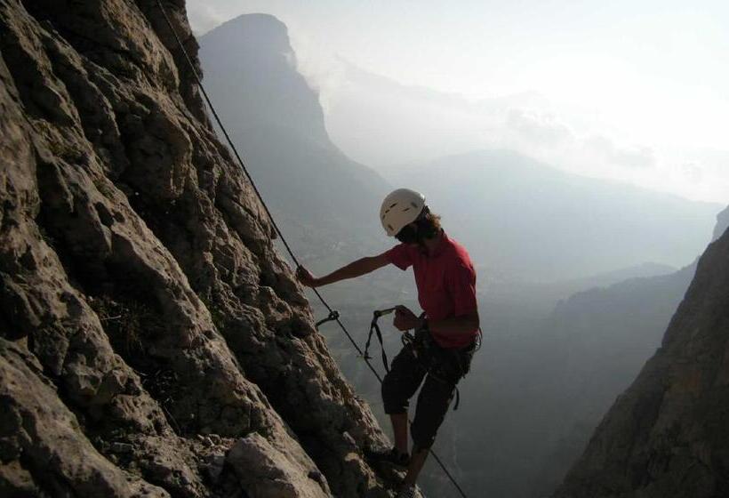 פנסיון Monti Pallidi B&b Apartments