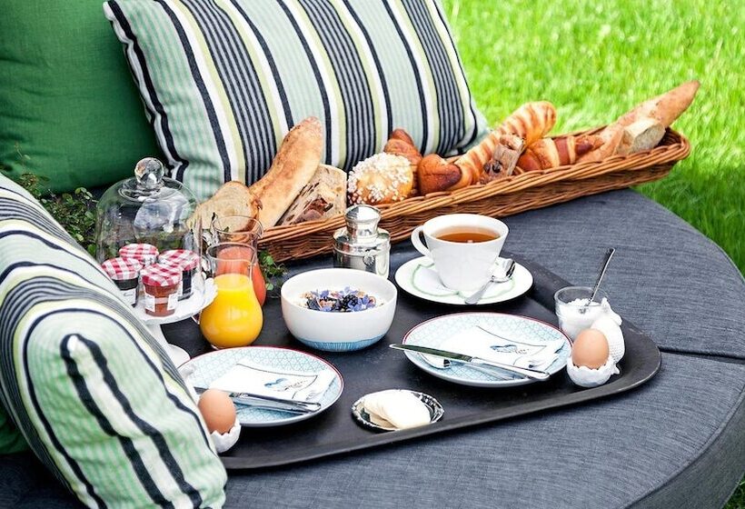 Отель Hôtel Restaurant Bel Ami