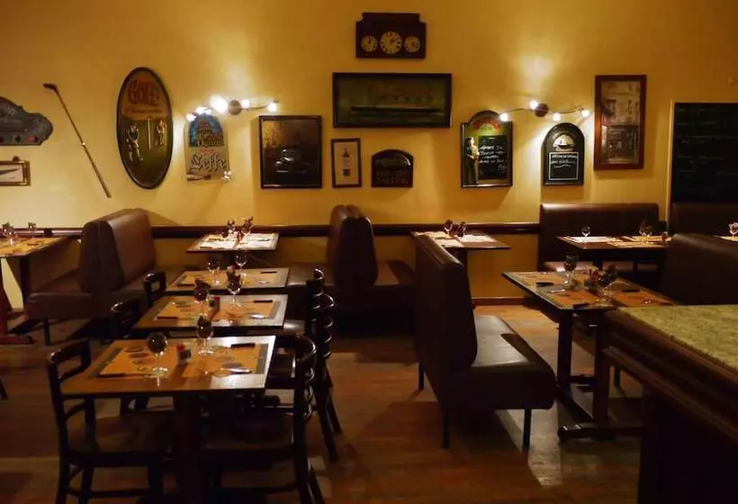 ホテル Hôtel Belleville