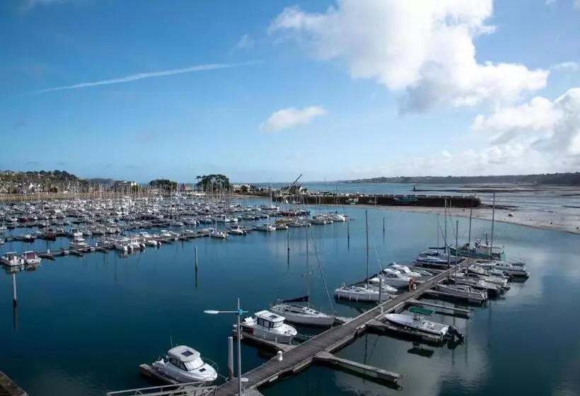 هتل Le Nautica Hôtel