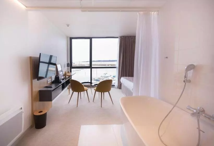 هتل Le Nautica Hôtel