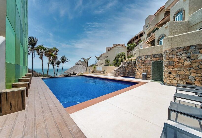 فندق Villas Coral Huatulco