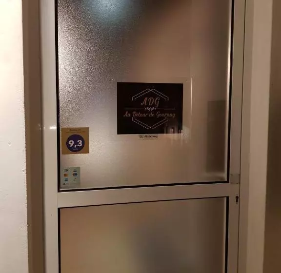 Au Detour De Gournay