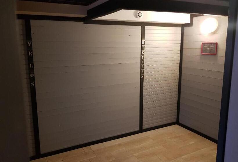 Au Detour De Gournay