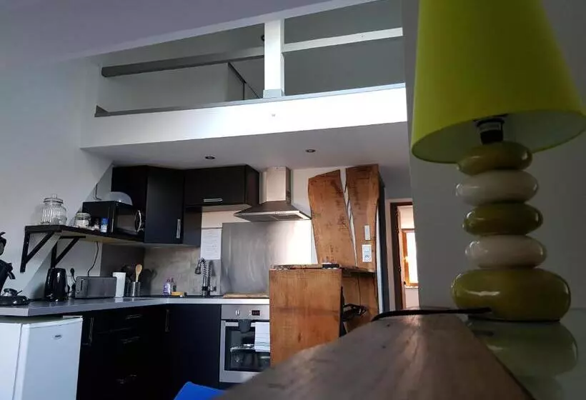 Au Detour De Gournay