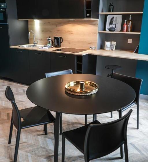 Cote Ouest Aix Les Bains