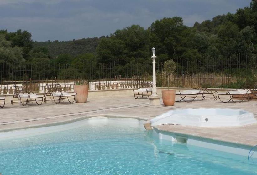 פנסיון Bastide De Mazan