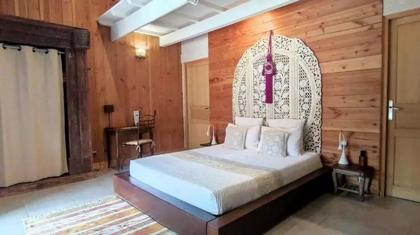 Majatalo Couleurs Du Sud