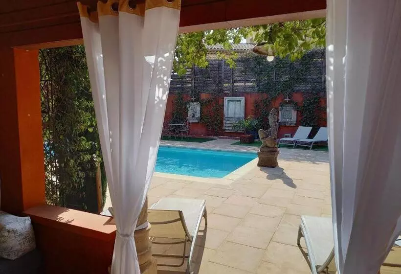 Majatalo Couleurs Du Sud