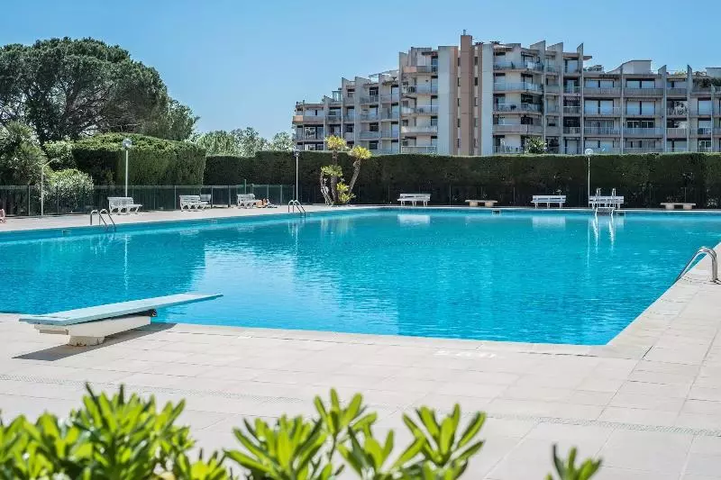 Cannes Marina Appart Hotel Mandelieu