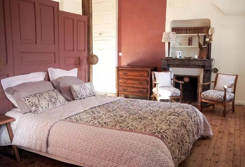 ペンション Domaine De La Jordanne   B&b