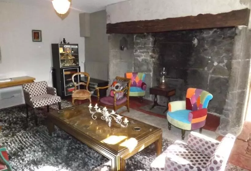 ペンション Domaine De La Jordanne   B&b