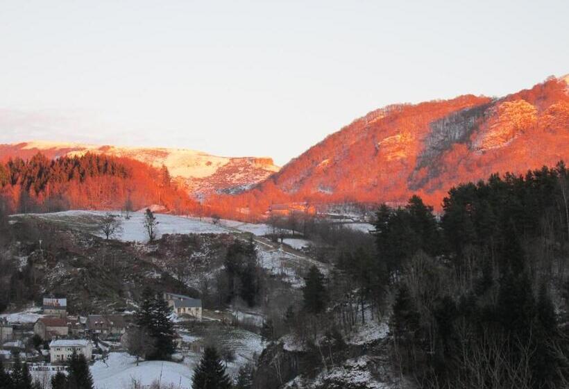 Пансион Domaine De La Jordanne   B&b