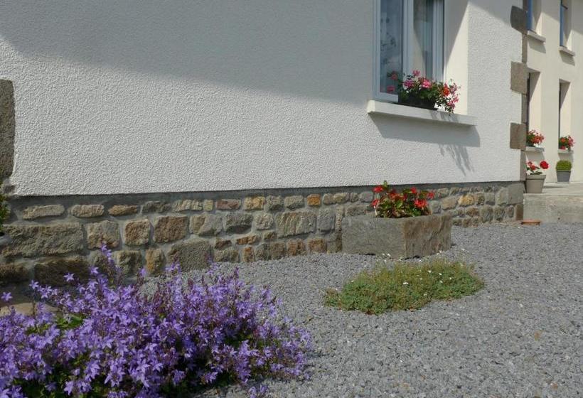 بنسيون Maison De Luciné