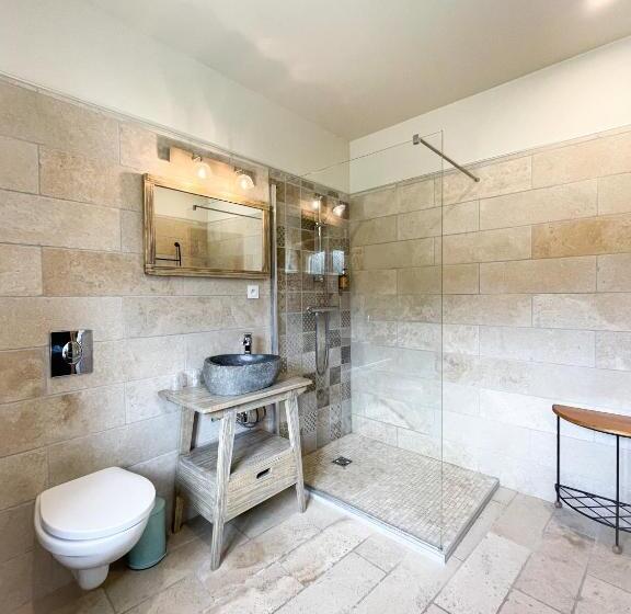 Hostel La Bastide Bleue