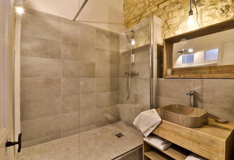 Hostel La Bastide Bleue