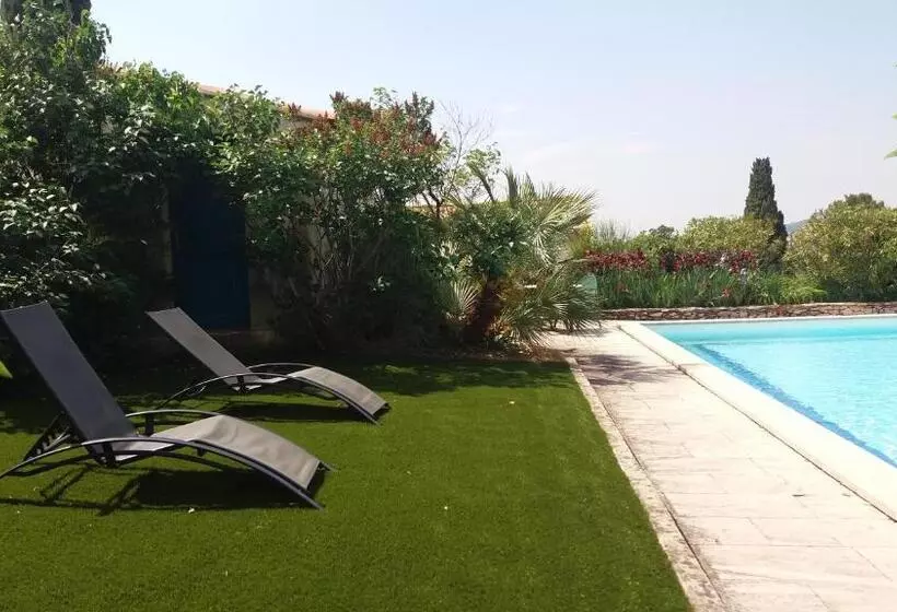 Retkeilymaja La Bastide Bleue