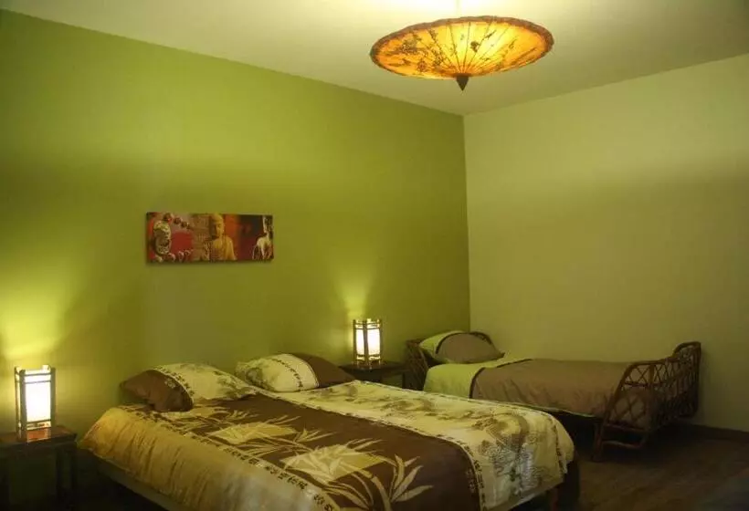 Majatalo Le Clos De La Salamandre