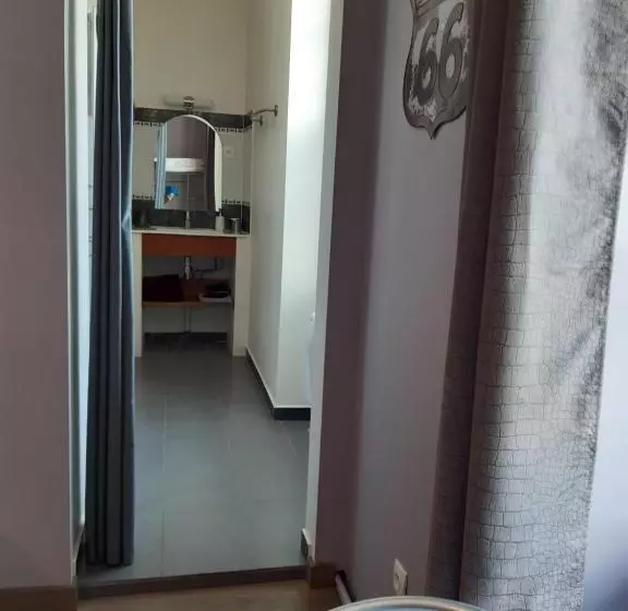 Majatalo Le Clos De La Salamandre