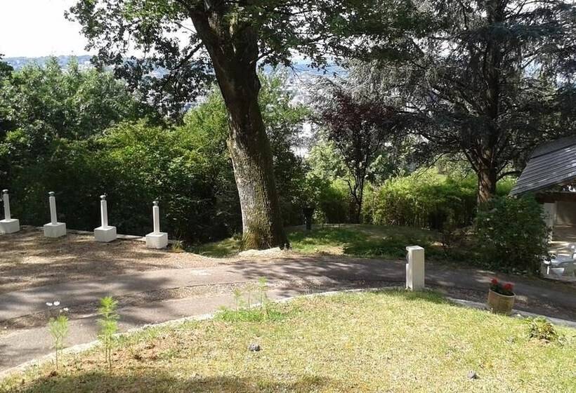 بنسيون Le Pigeonnier