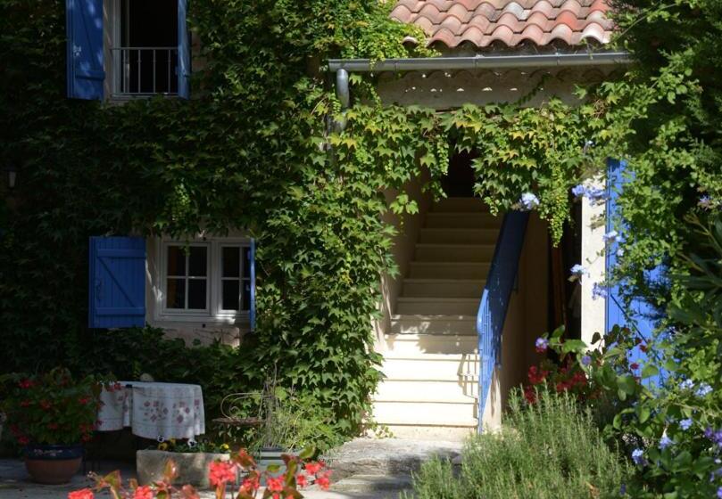 بنسيون L'oustau De Mistral