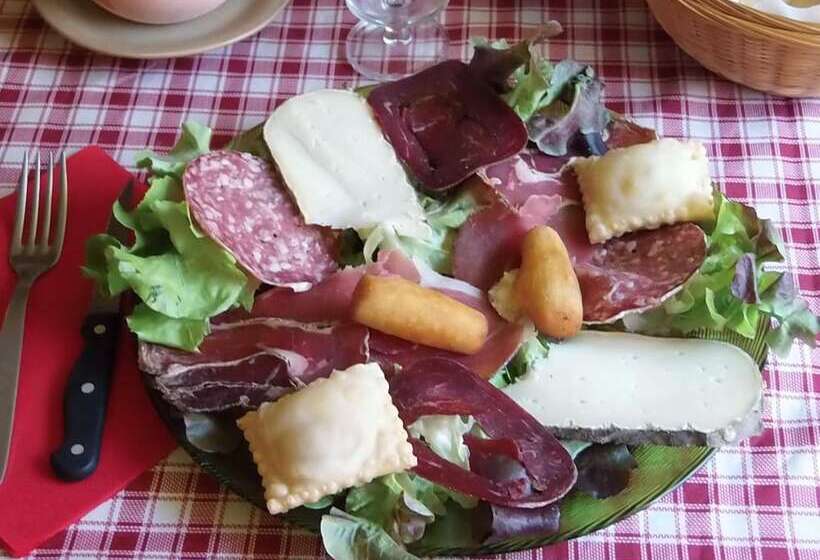 هاستل Auberge La Cleida