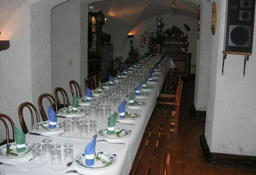 هاستل Auberge La Cleida