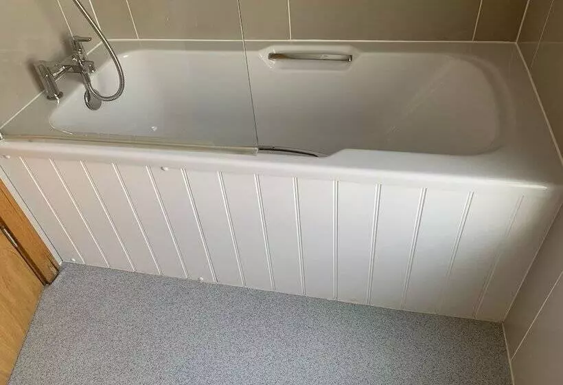 Retkeilymaja The Claremont Inn