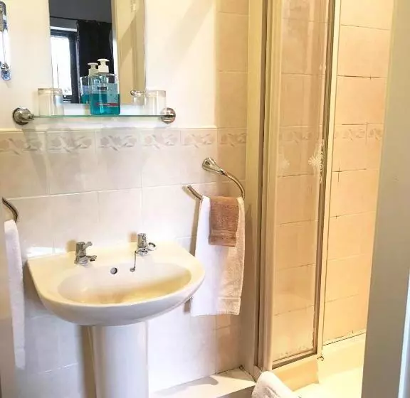 Aamiaismajoitus (B&B) Ferintosh Guest House