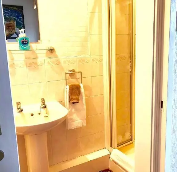 Aamiaismajoitus (B&B) Ferintosh Guest House