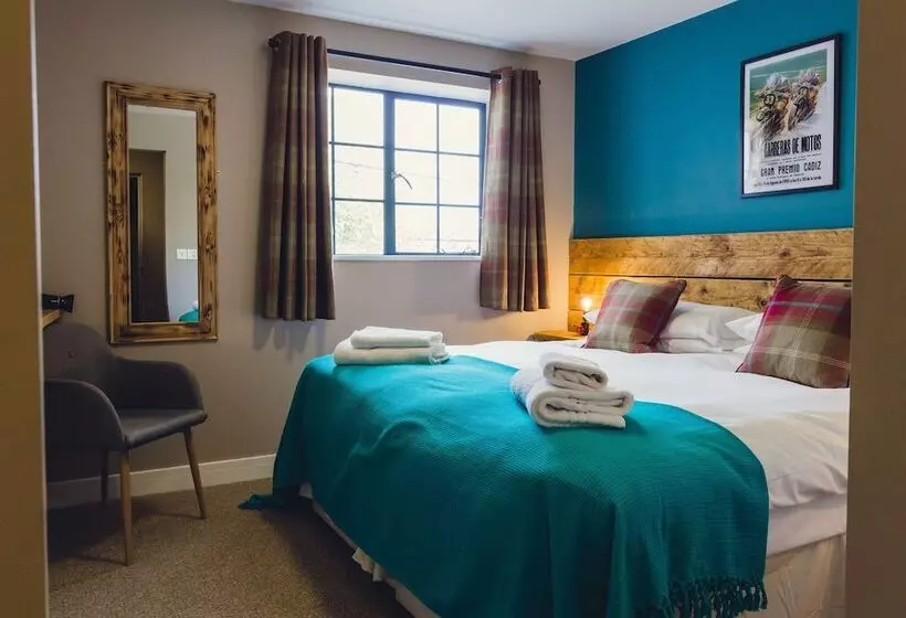 Aamiaismajoitus (B&B) Union Road Moto Velo Accommodation