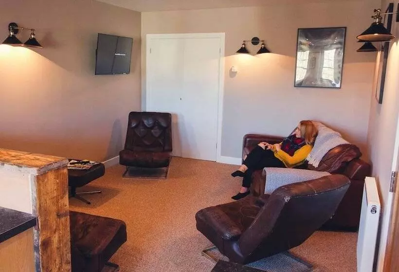 Aamiaismajoitus (B&B) Union Road Moto Velo Accommodation