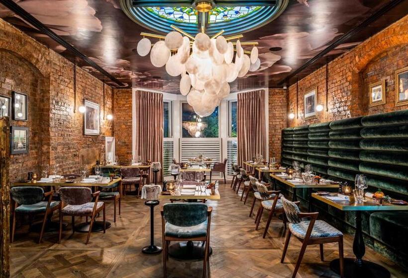 هتل Manor House Lindley