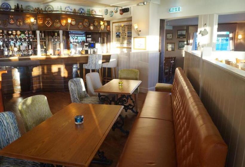 호텔 The Arun View Inn