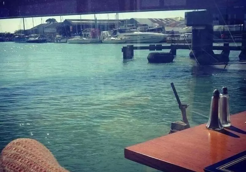 Hotelli The Arun View Inn