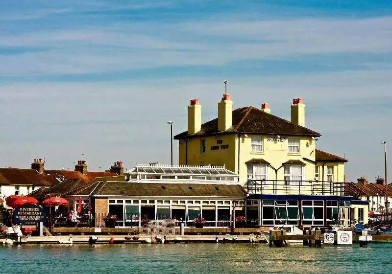 Hotelli The Arun View Inn
