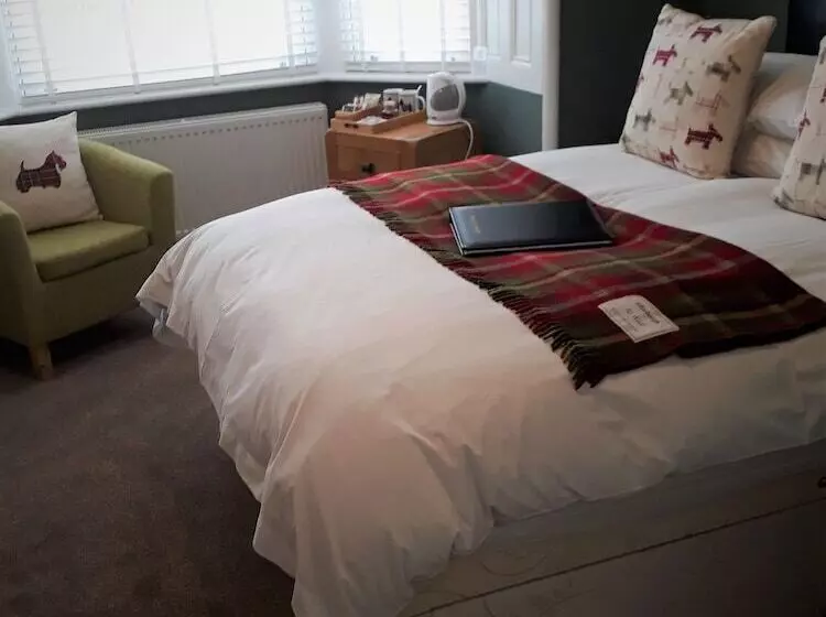 پانسیون Craigbank Guest House