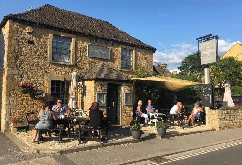 הוסטל The Mousetrap Inn